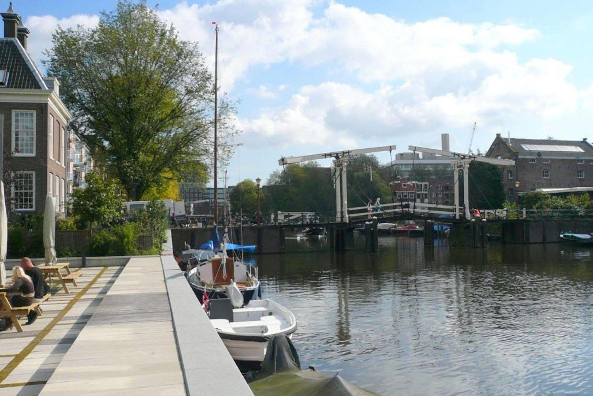 YAYS Amsterdam Salthouse Canal Aparthotel Buitenkant foto